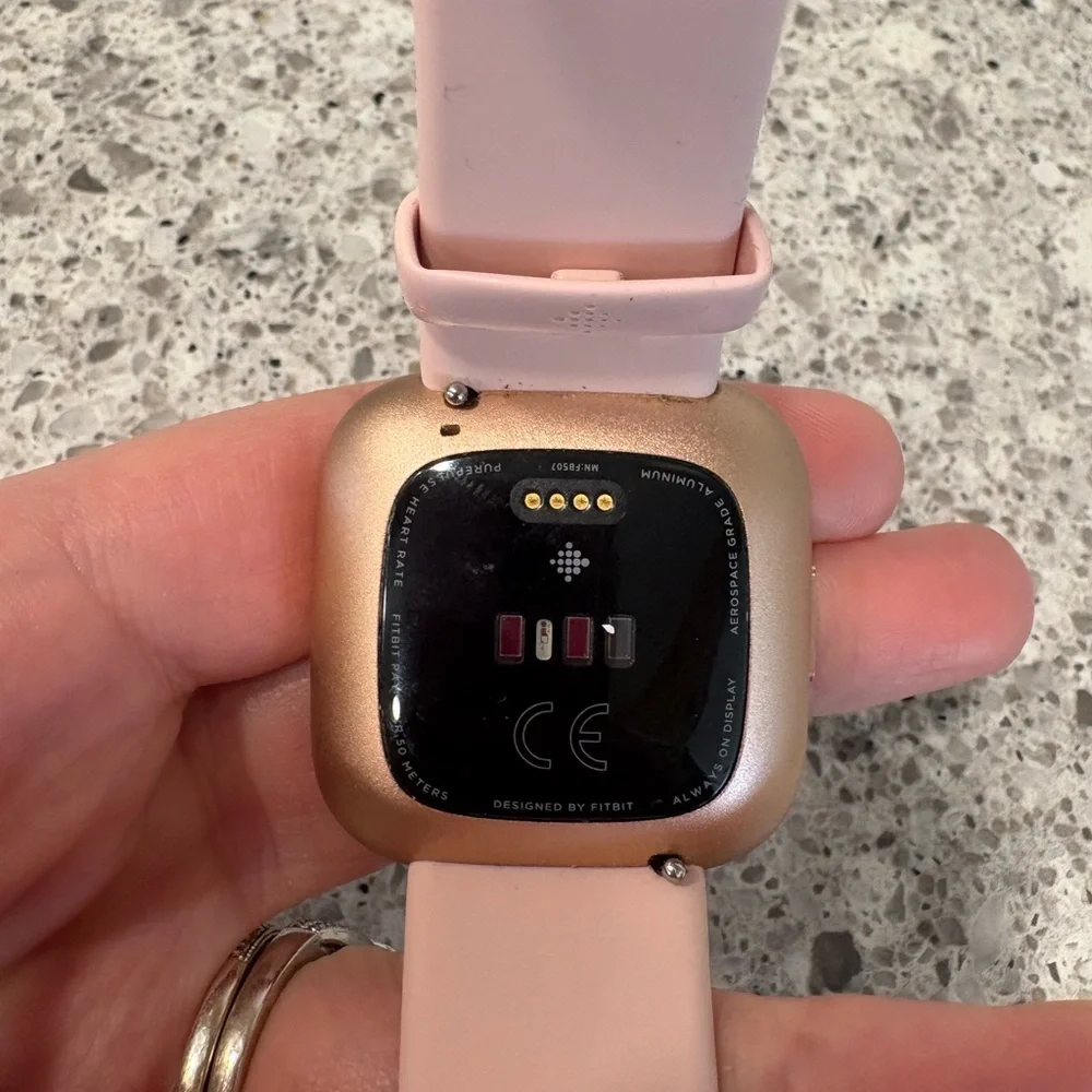Fitbit Versa 2 Health and Fitness Smartwatch + Extra Bands
